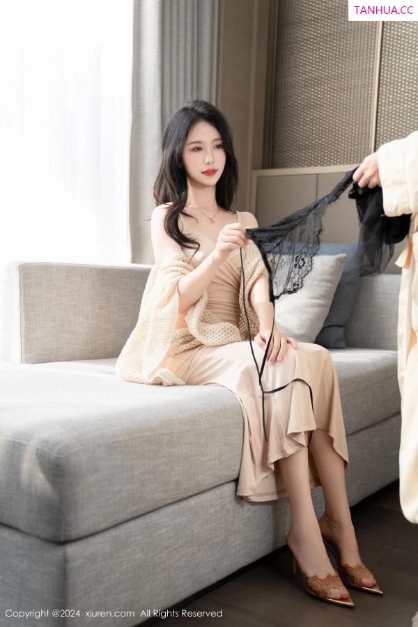 陈若依 抖娘利世 [XiuRen]高清写真图 2024.05.17 No.8559 利世 黑丝美腿第29张图片